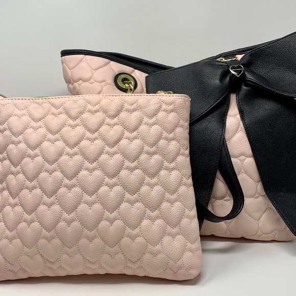 BETSY JOHNSON Tote Handbag w/ Makeup Bag (lt pink) - Picture 2 of 8